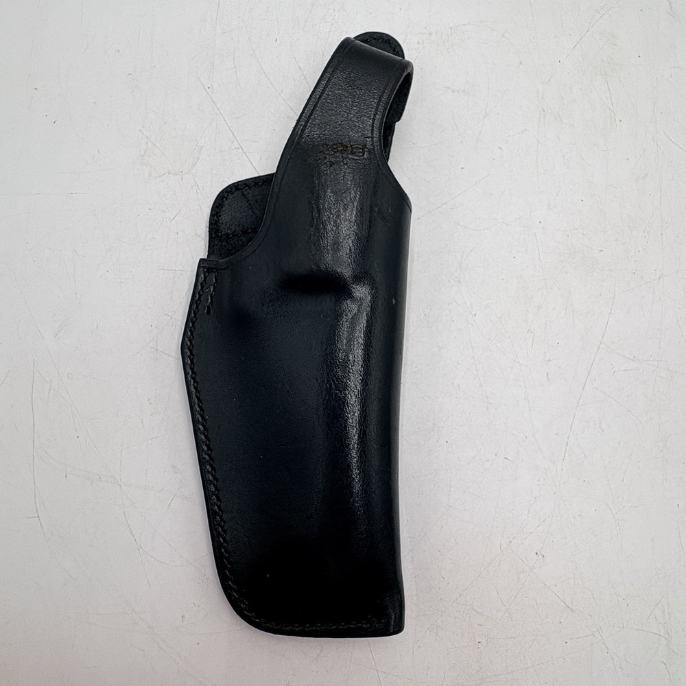 Don Hume Holster H700 No.7 - 4", Fits 4" S&W Black Right Hand Duty Vintage